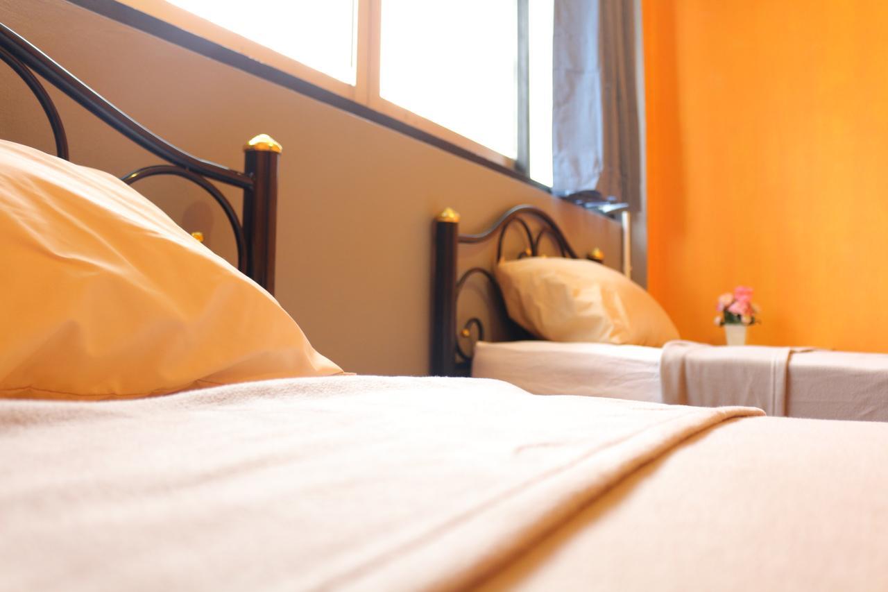 Ama Phuket Hostel מראה חיצוני תמונה
